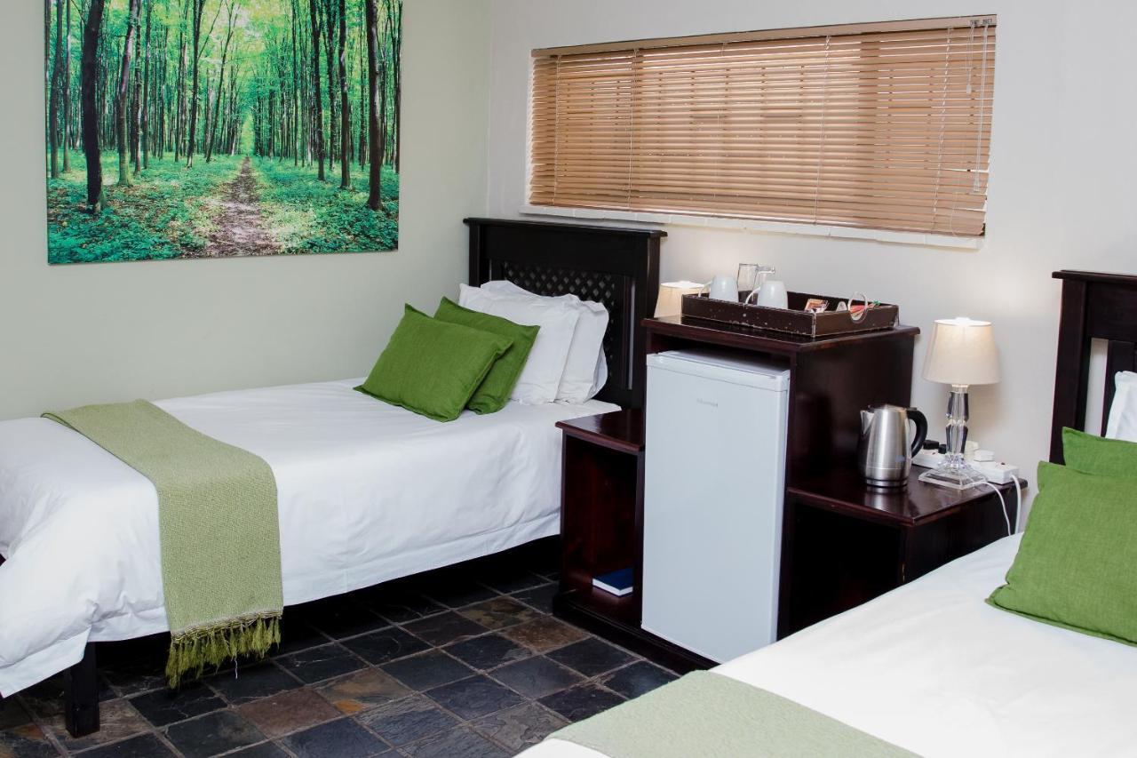 85 Ehmke Guesthouse Mbombela Eksteriør billede