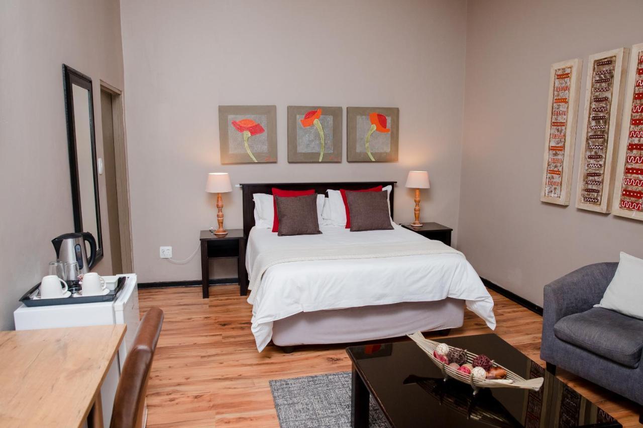 85 Ehmke Guesthouse Mbombela Eksteriør billede