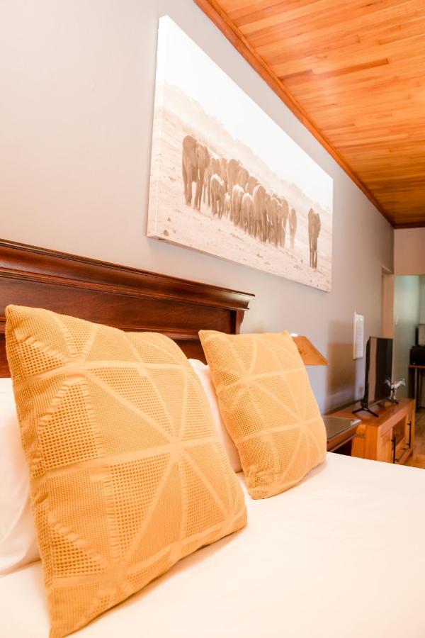 85 Ehmke Guesthouse Mbombela Eksteriør billede