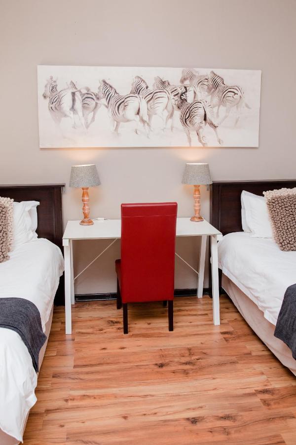85 Ehmke Guesthouse Mbombela Eksteriør billede