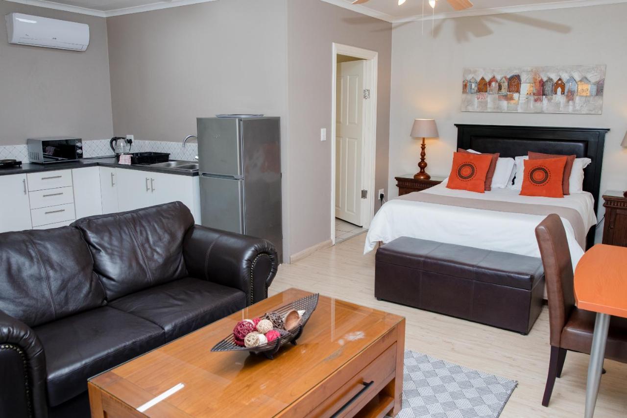 85 Ehmke Guesthouse Mbombela Eksteriør billede